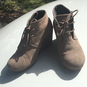 Toms Wedge Booties